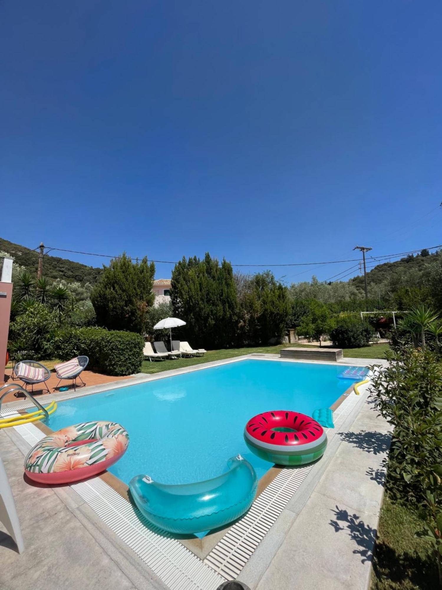 Gialos Villas 1-2 With A Private Pool Mikros Gialos Eksteriør bilde