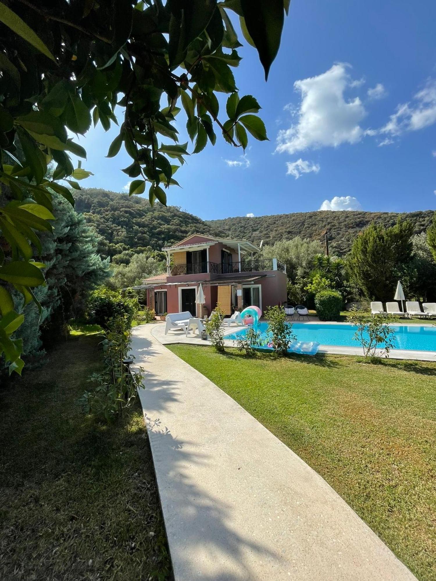 Gialos Villas 1-2 With A Private Pool Mikros Gialos Eksteriør bilde